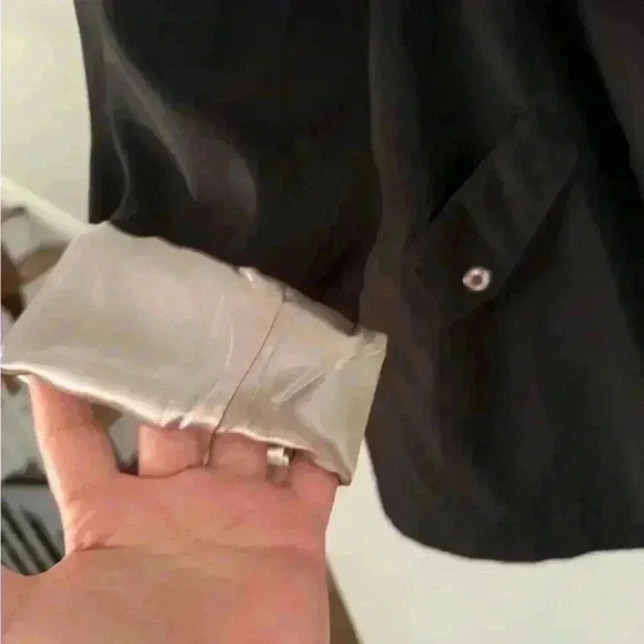 Laura  plus NWT jacket with hoodie - Picture 4 of 9